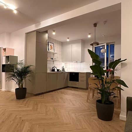 Apartament Na Letniej Z Duzym Tarasem Z Widokiem Na Gory Kłodzko Kültér fotó