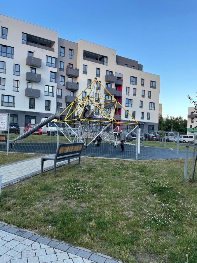Apartament Na Letniej Z Duzym Tarasem Z Widokiem Na Gory Kłodzko Kültér fotó